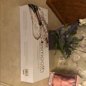 USmooth 1 1/2” Professional Styling Iron